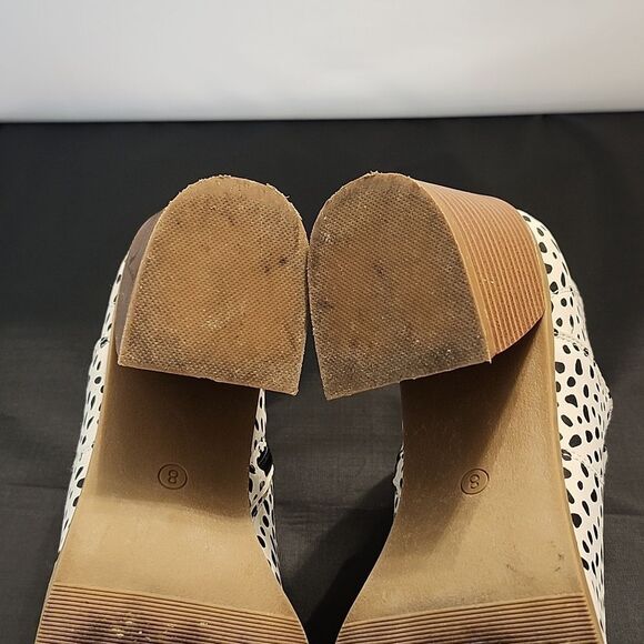 SERRA ANKLE MID HEEL SLIP-ON POINTED TOE ZIP CLOSURE BOOTIE - Picture 15 of 16